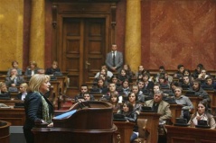 18 November 2011 National Assembly Speaker Prof. Dr Slavica Djukic Dejanovic presents scholarships to high-school students from Presevo, Bujanovac and Medvedja 